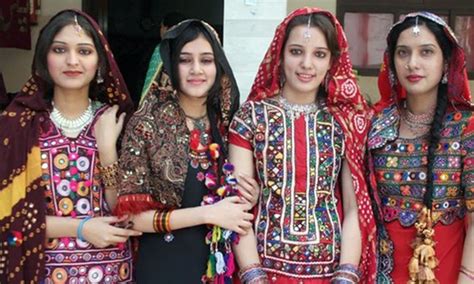 Ethnic pk - Pakistani culture is very diverse. Thanks to its historical, geographical and ethnic diversity, Pakistan’s culture is a melting pot of Indian, Persian, Afghan, Central Asian, South Asian and Western Asian influences. There are over 15 major ethnic groups in Pakistan, which differ in physical features, historical bloodlines, customs, dress ...